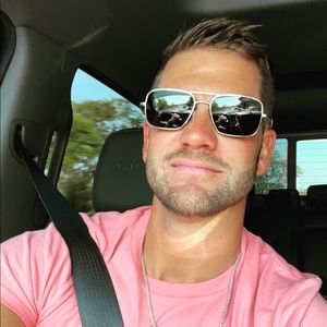 Meet your Posher, Andrew